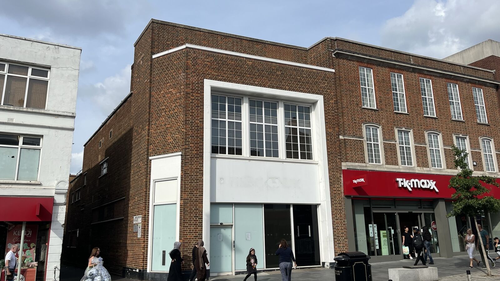 111 High Street, Eltham image