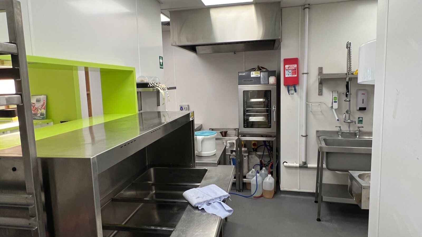 119 Putney High Street image