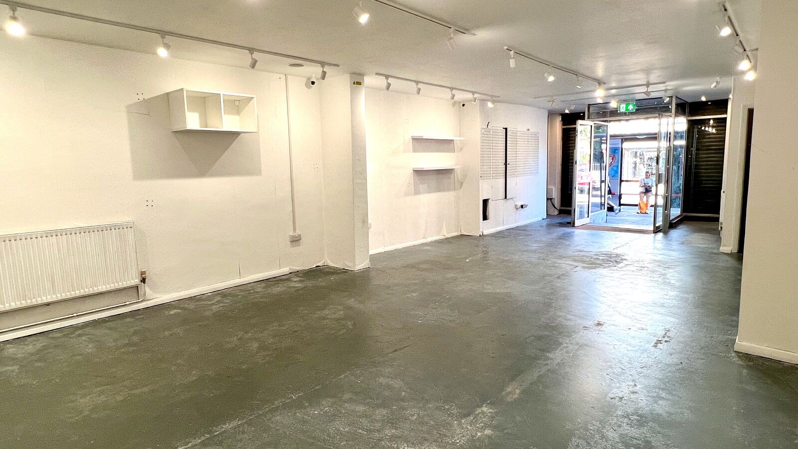 7 Clapham High Street image