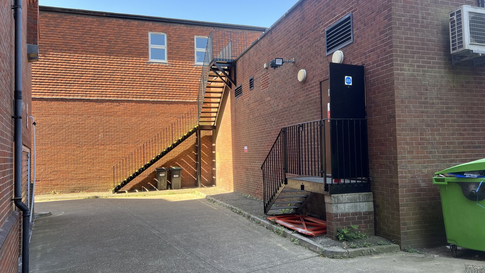 39 High Street image